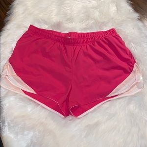 🏷🛍Old Navy Active Go Dry Shorts